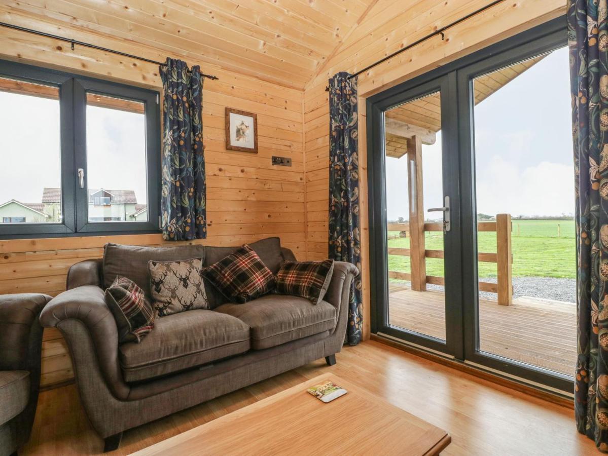 The Lodge At Crossroads Farm Bridgwater Exterior photo