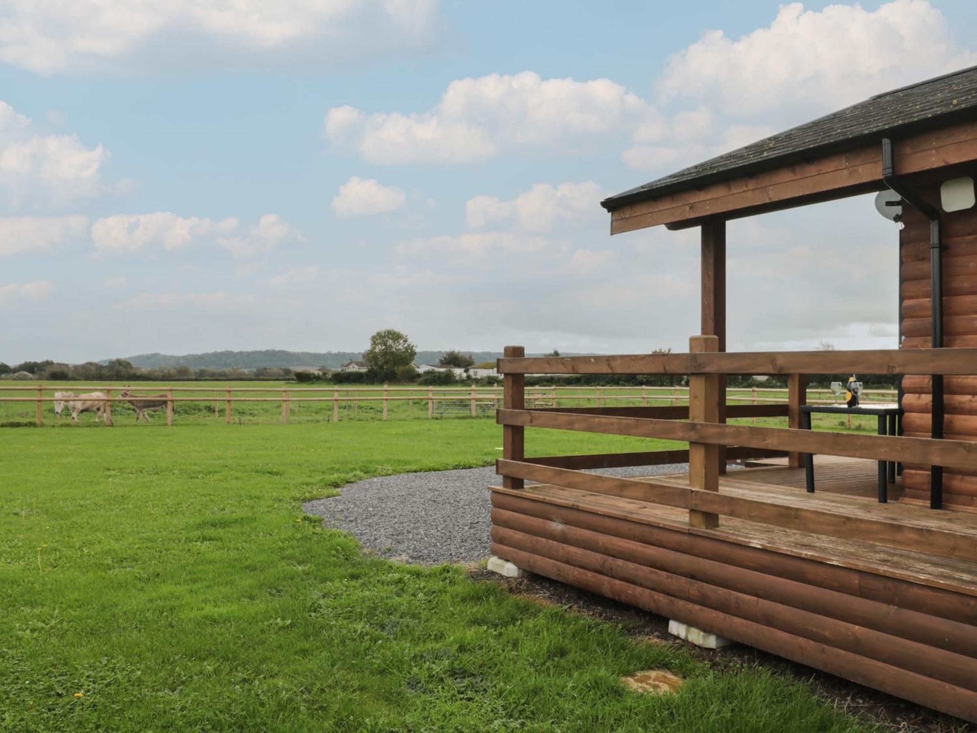 The Lodge At Crossroads Farm Bridgwater Exterior photo